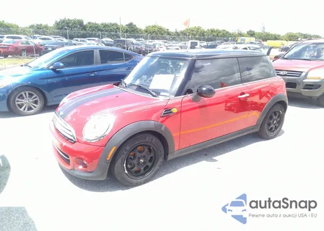 2013 Mini Hardtop Cooper из США, поврежденный, VIN WMWSU3C5XDT678939